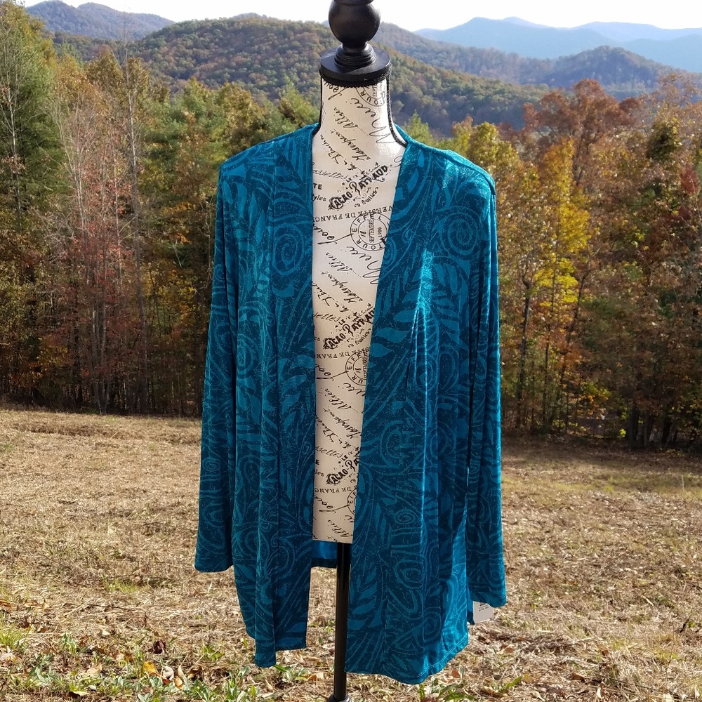 Long sleeve buttonless jacket, Large